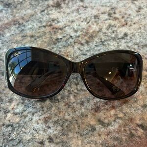 Like New Maui Jim brown sunglasses
